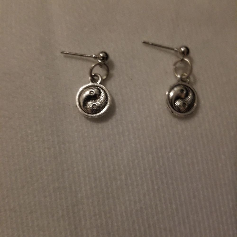 His & hers ying & yang set - Picture 13 of 16